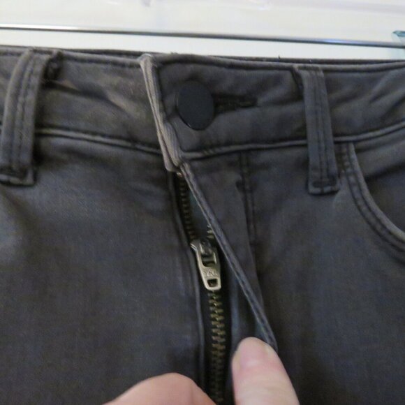 L'AGENCE High-Rise Margot Skinny Jeans in Zinc Destruct Distressed - Size 25 - Picture 6 of 16